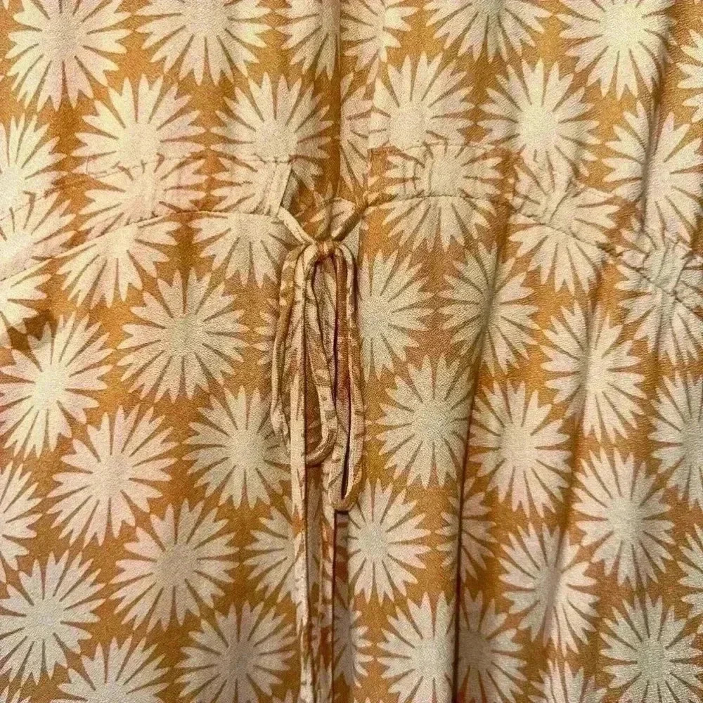 NWT!! Ivy Jane Floral Kimono (XS) Yellow Floral Boho Design! Originally $128! - Picture 8 of 9